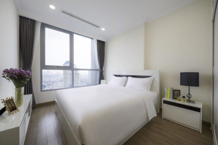 Bán căn hộ 2 Phòng ngủ nội thất cổ điển – Landmark Plus
