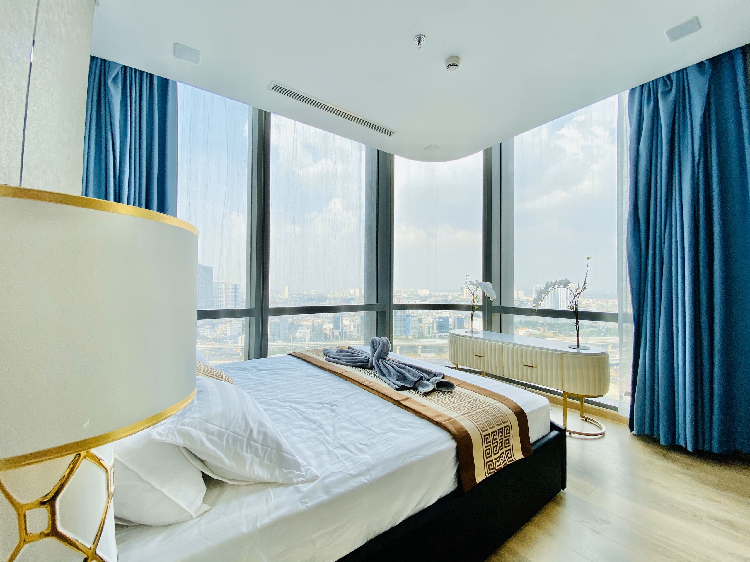 Landmark 81 Hotel - Apartment 1-2-3-4 Bedroom Airbnb